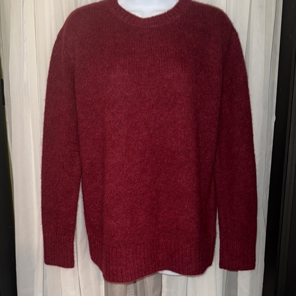 pacas Sweaters - Classic Red Crewneck Sweater with Ribbed Details- alpaca and wool blend.
